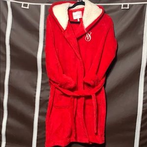 Victoria Secret Robe in Red in size S
